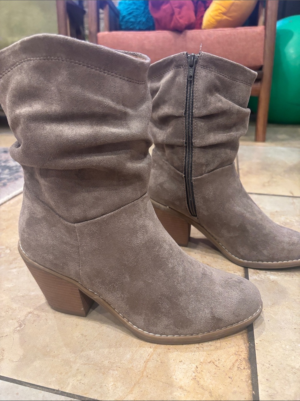 Euro Style  Women's Taupe Suede Mid-Calf Slouch Boot with Side Zip size 7..5 - Picture 3 of 14